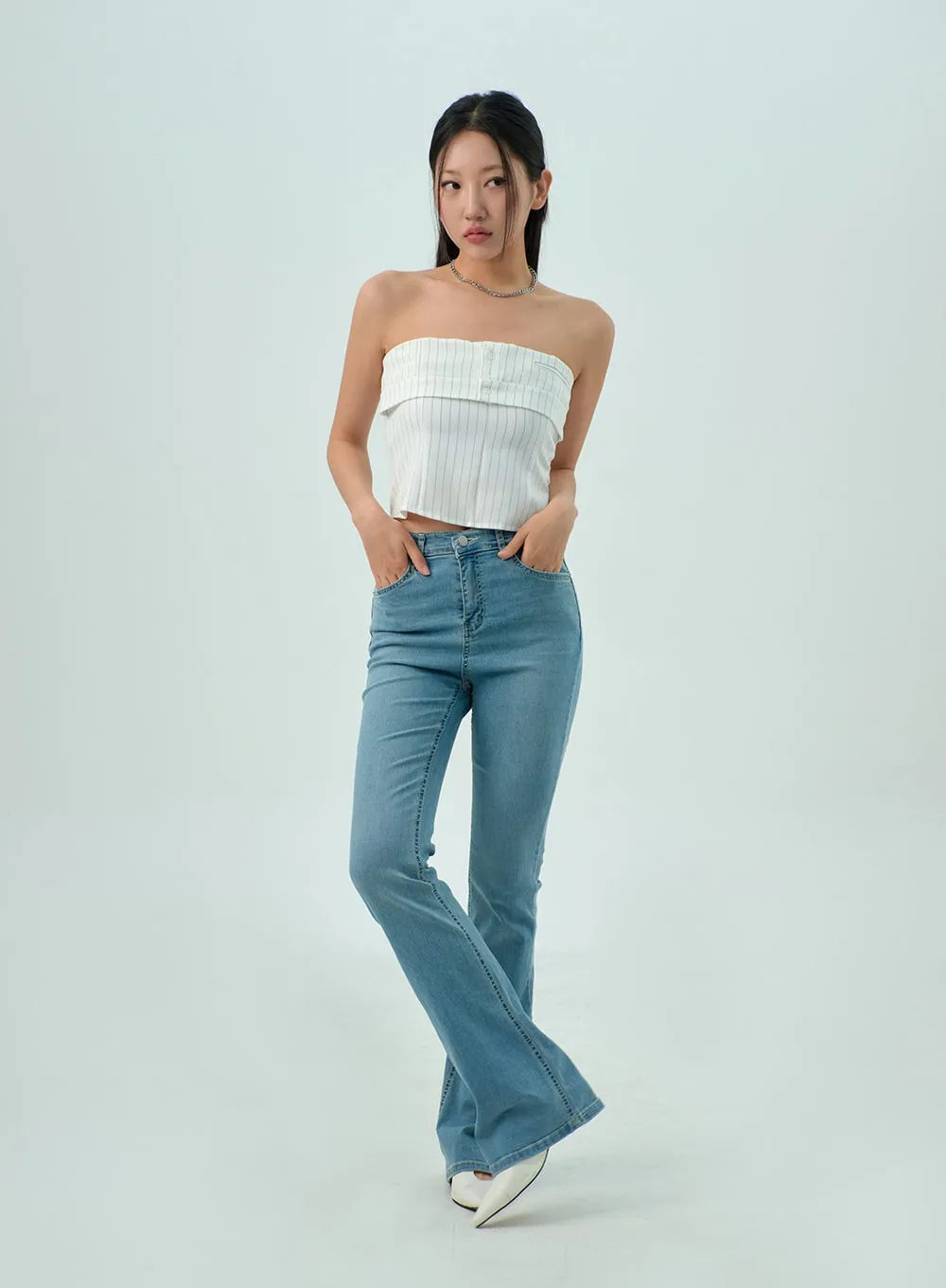 Light Wash Bootcut Jeans CY330