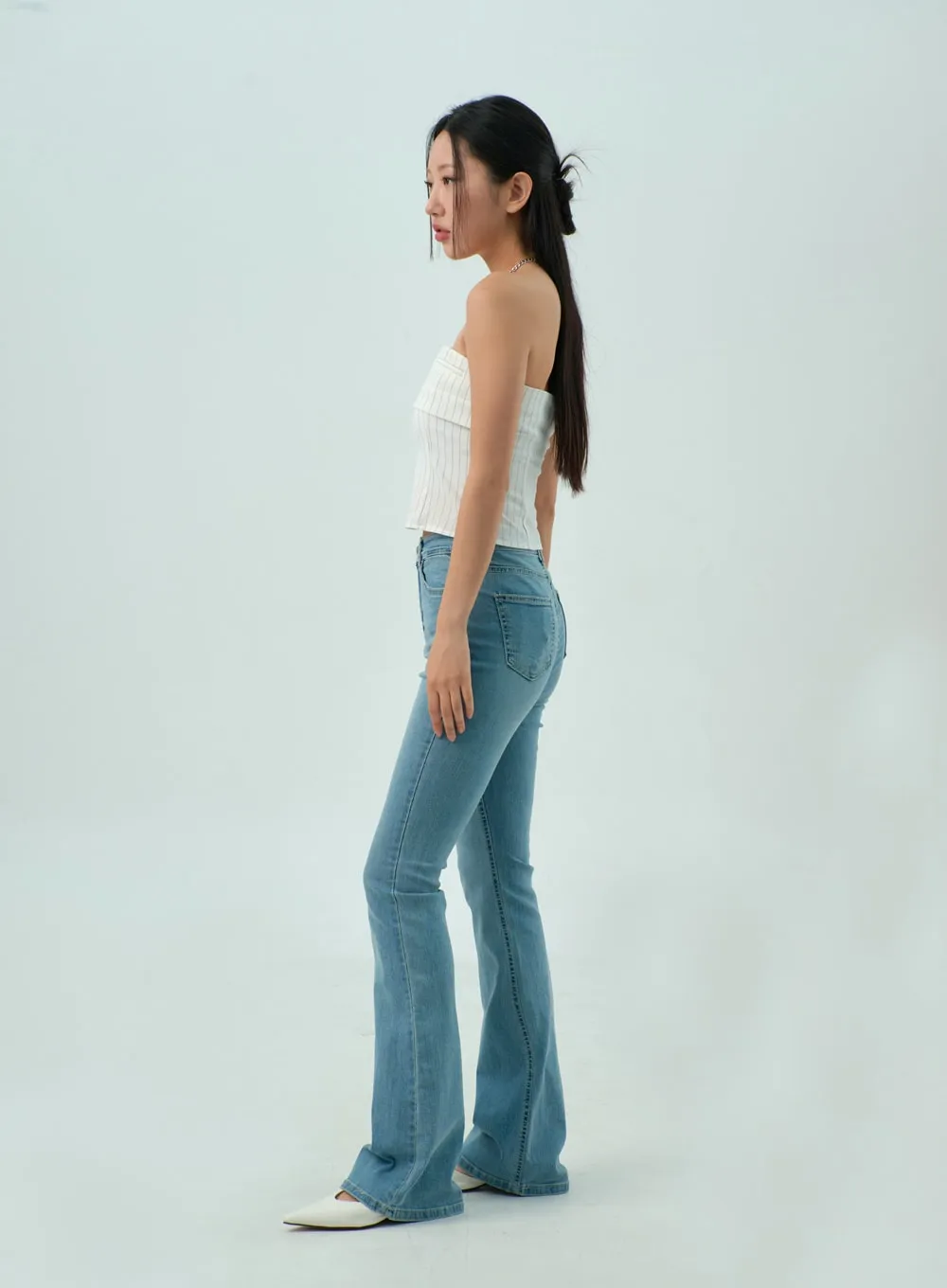 Light Wash Bootcut Jeans CY330